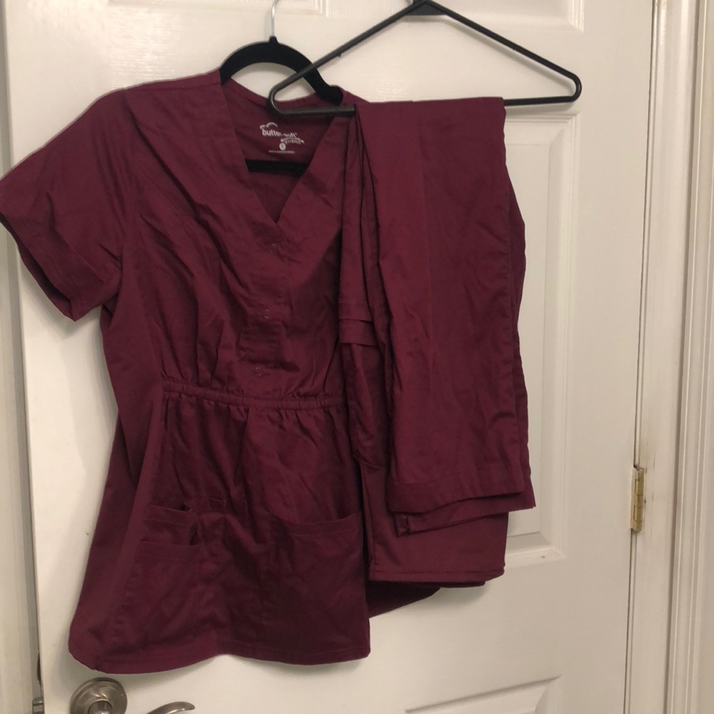 Size small Buttersoft maternity scrub set